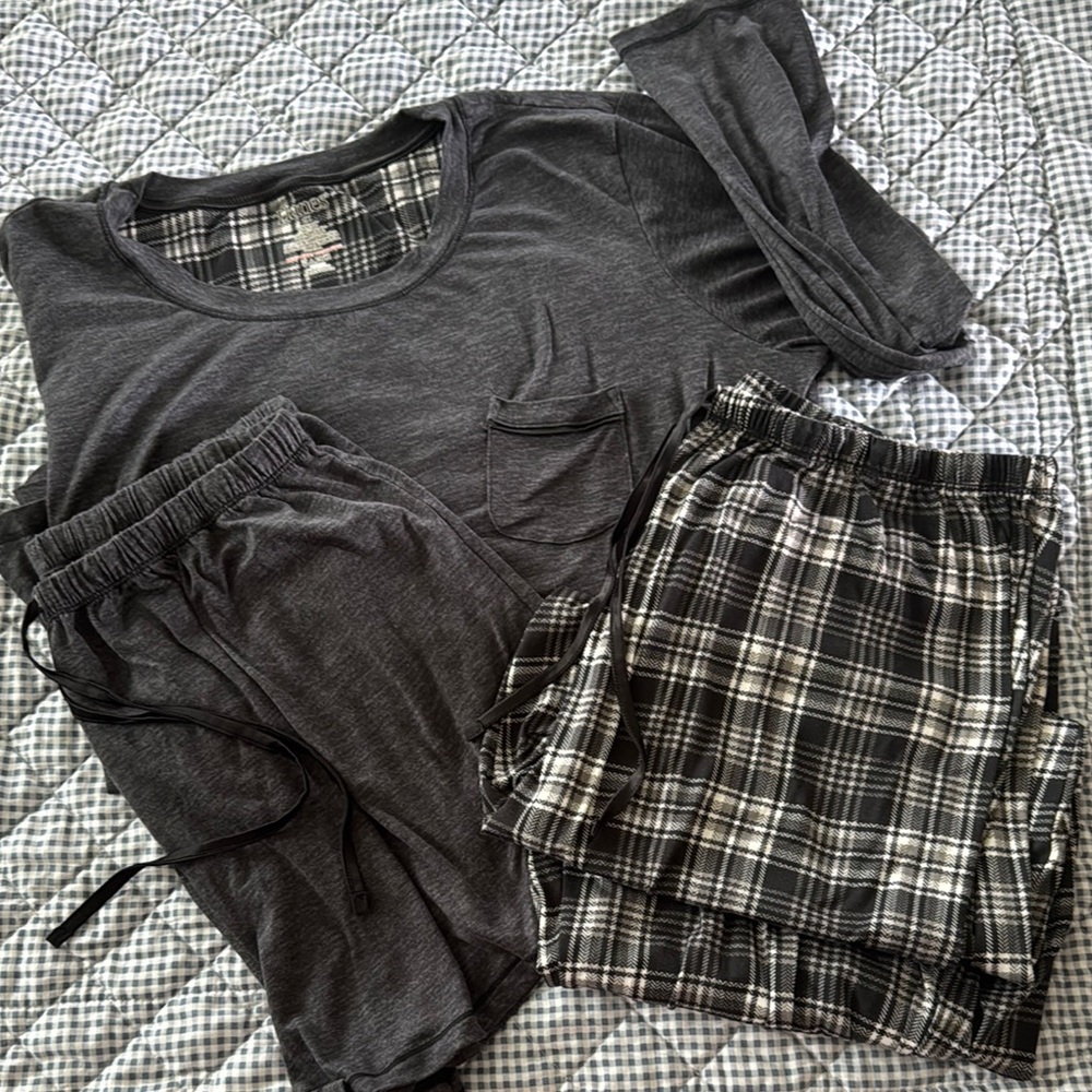3 Piece Hanes Pajama Set